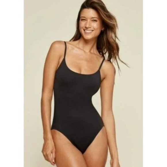 Andie Other - Andie Swim The Amalfi One Piece Swimsuit Black Ribbed Size Medium